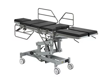 операционный стол SZ-01 FAMED в положении для транспортировки пациента.webp