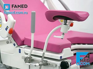 опоры для колен по Гоппелю и упоры для рук акушерское кресло-кровать FAMED LM-01.4